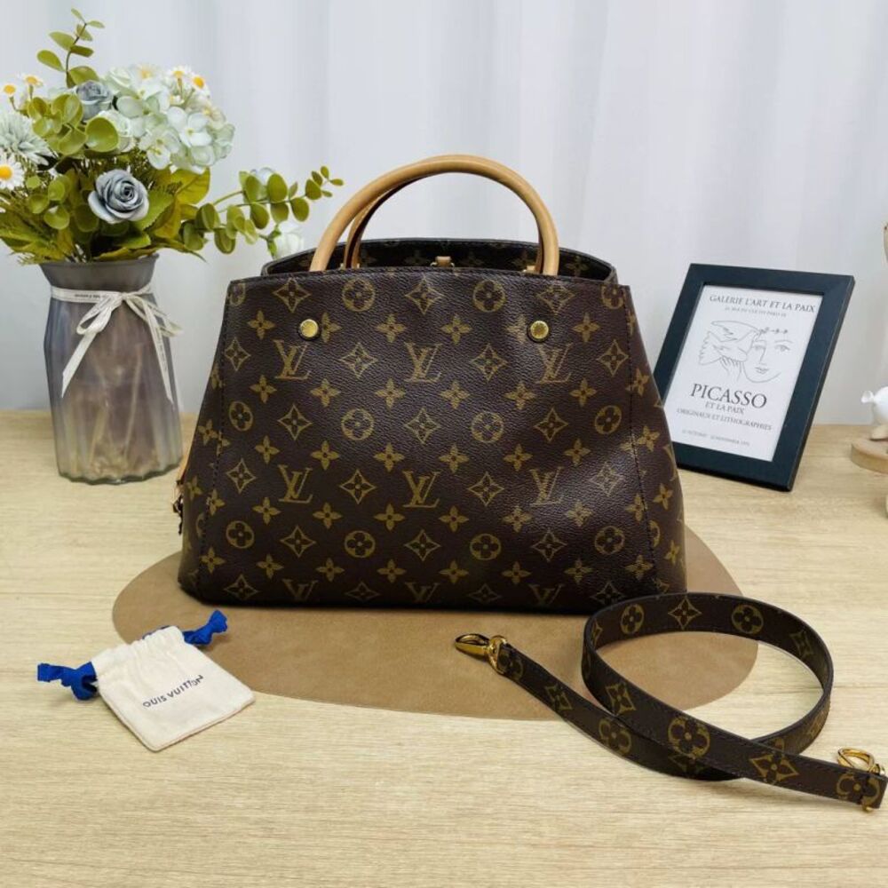 Louis Vuitton Women Pre-Loved Bag Very Good Condition